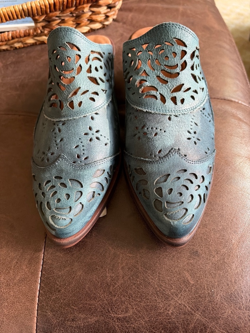 Veracruz mules size 37 NWT
